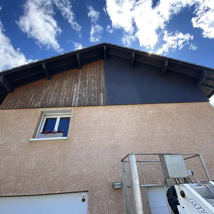 Peinture toiture et ravalement de façade